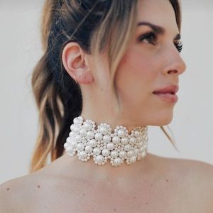 Pearl bridal choker necklace Untamed Petals